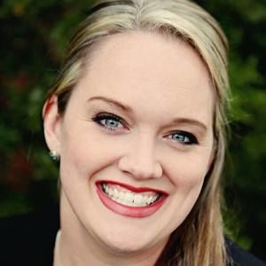 Meet your Posher, Claire